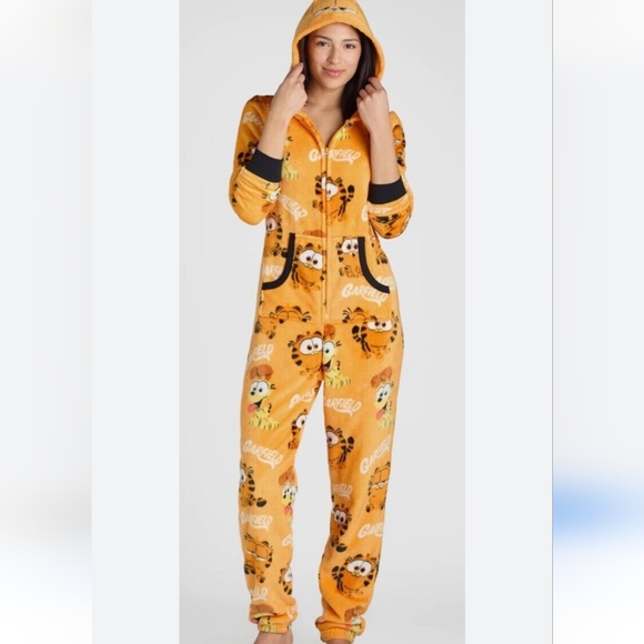 Garfield The Movie Soft Union PJ Cozy Suit Sz M (8-10) Women/Unisex - Picture 1 of 11